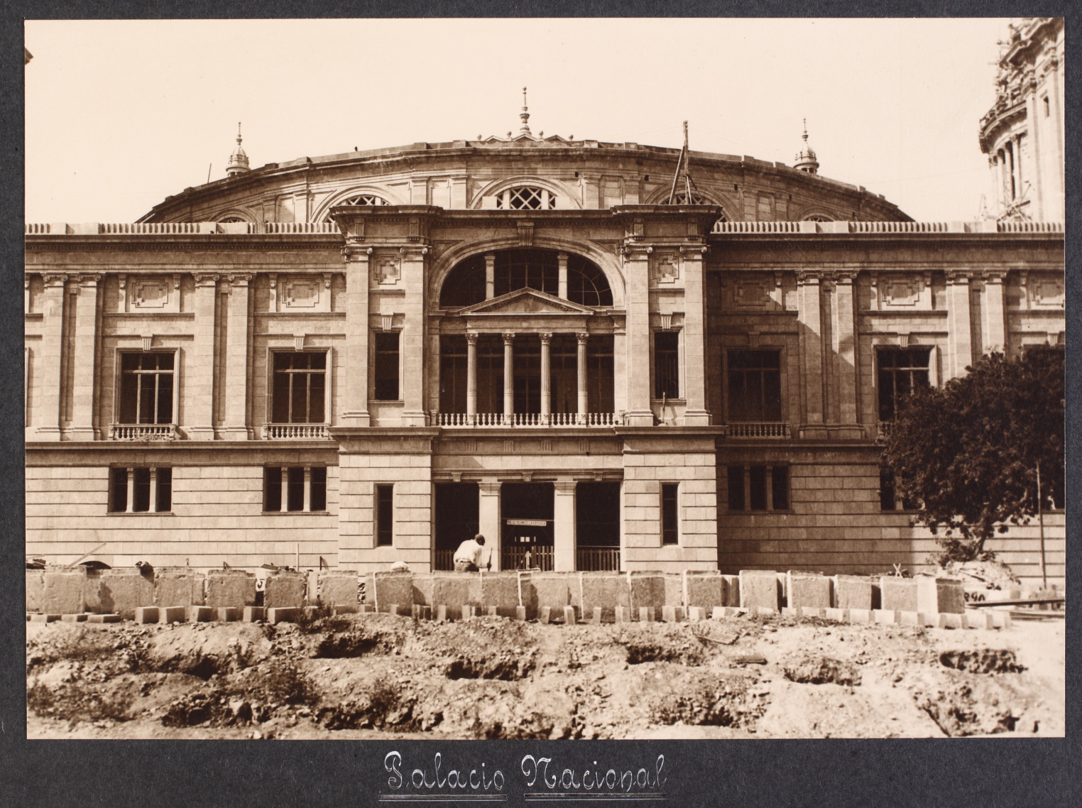 Construcción del Palacio Nacional. Signatura: ATN/CGG/1550